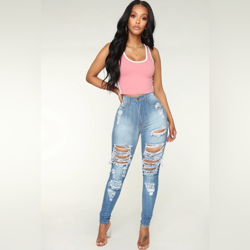 Fashion nova ripped jeans size 9